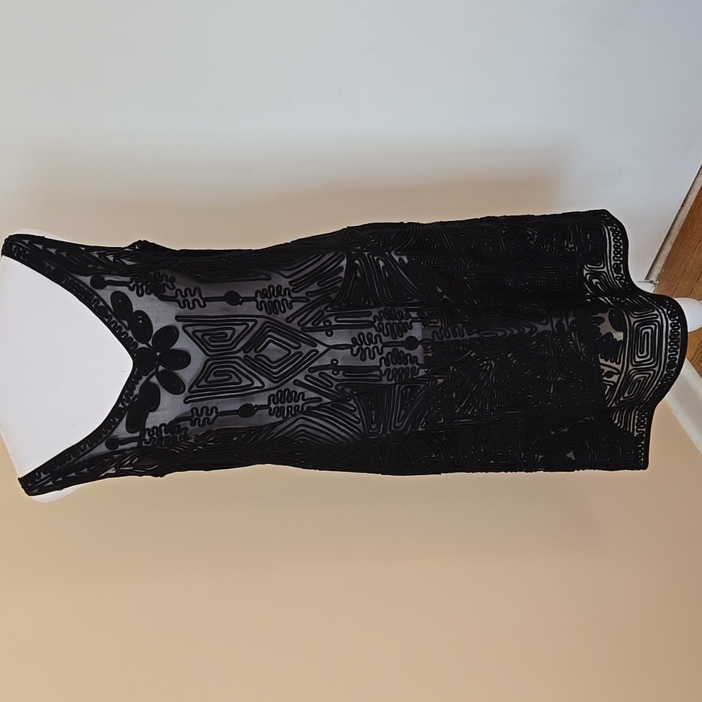 Elegant Elie Tahari Black Cocktail Dress M